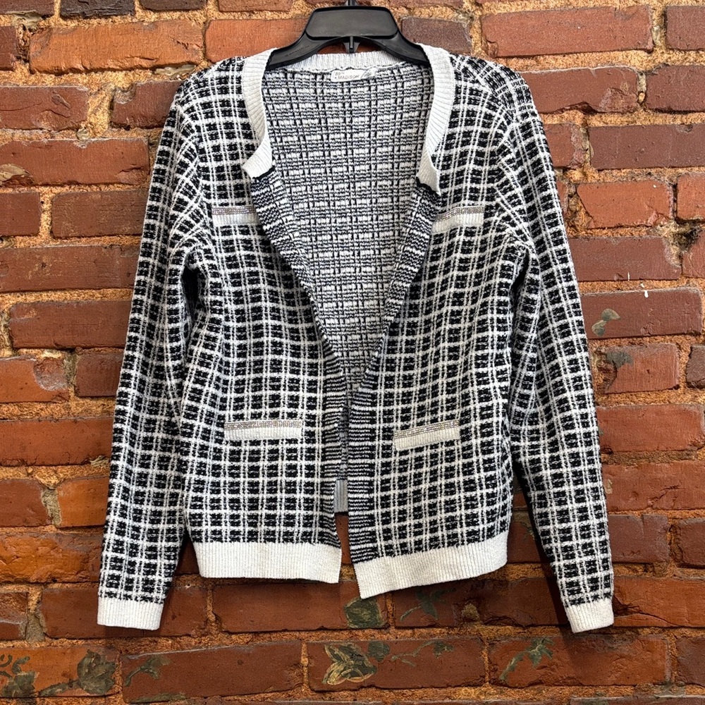 89th &‎ Madison Monochrome Plaid Knit Cardigan Rhinestone Details Size Large